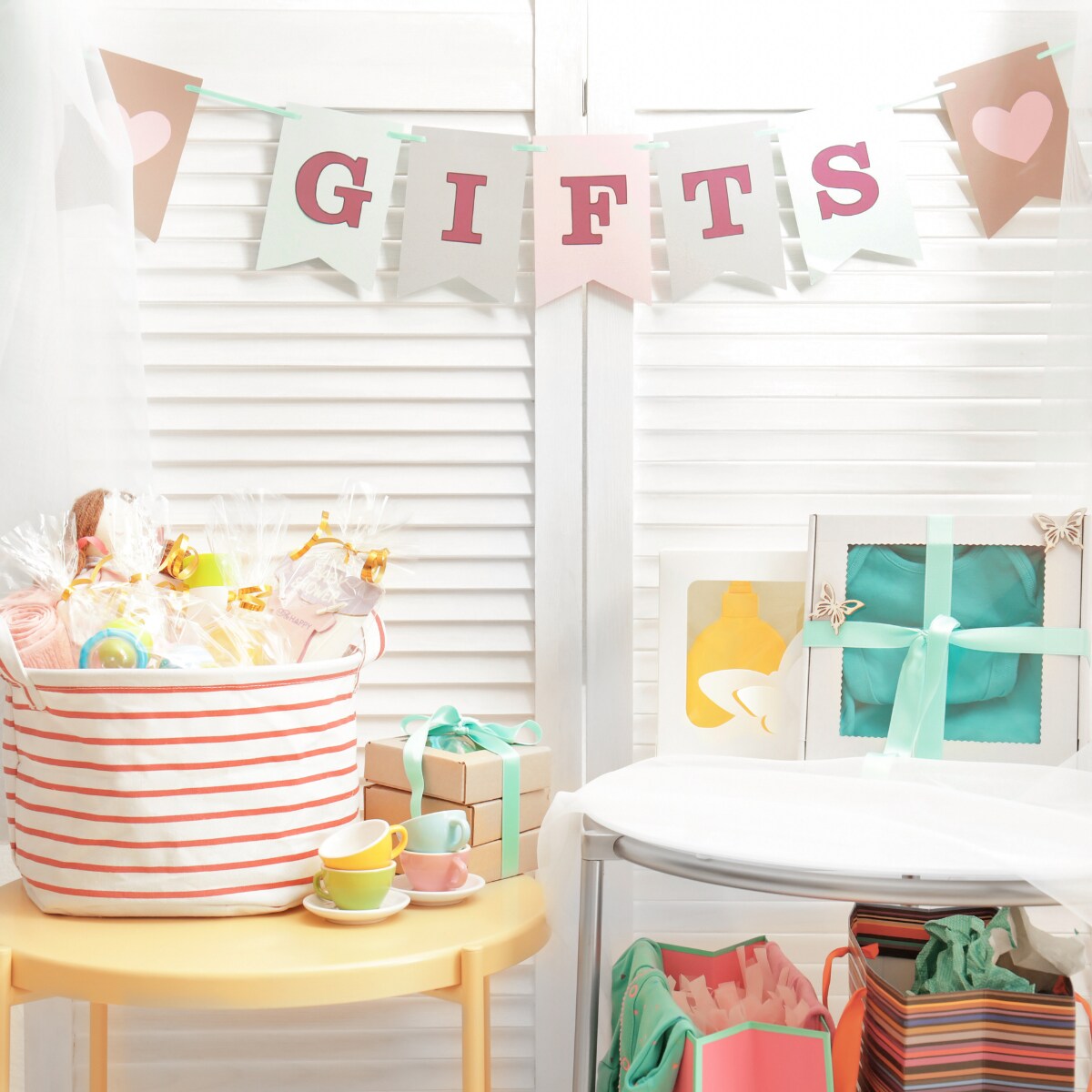 DIY Party Decorations with Siser