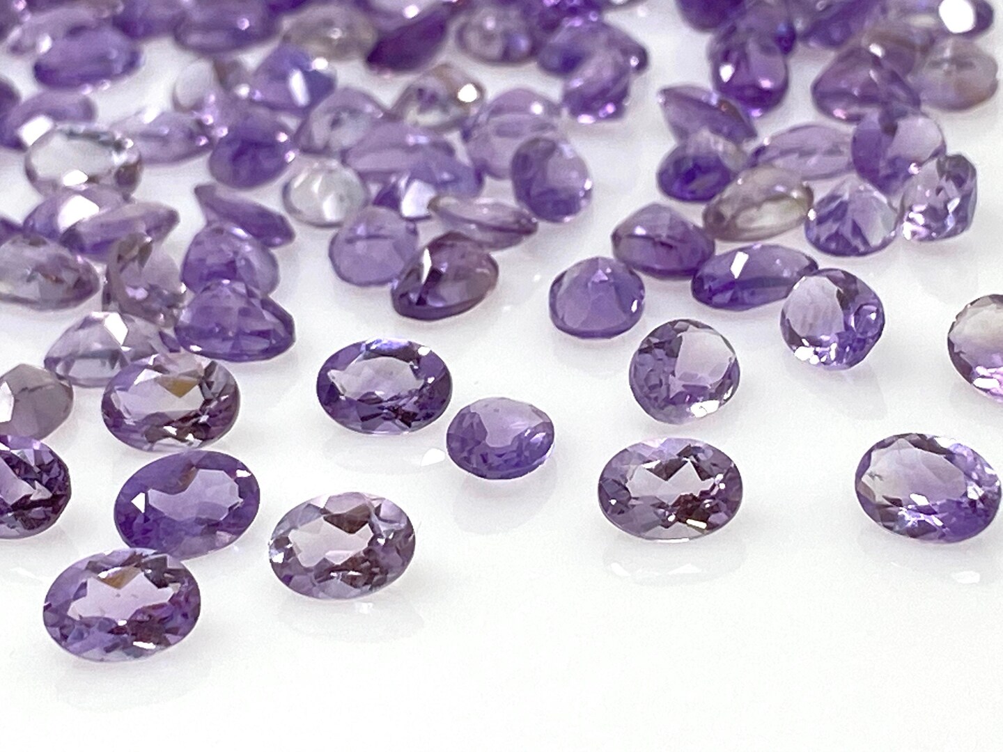 Natural Amethyst and Genuine Cut Stone, Oval Gemstones, 7mmx 5mm, Purple - 10 Pieces