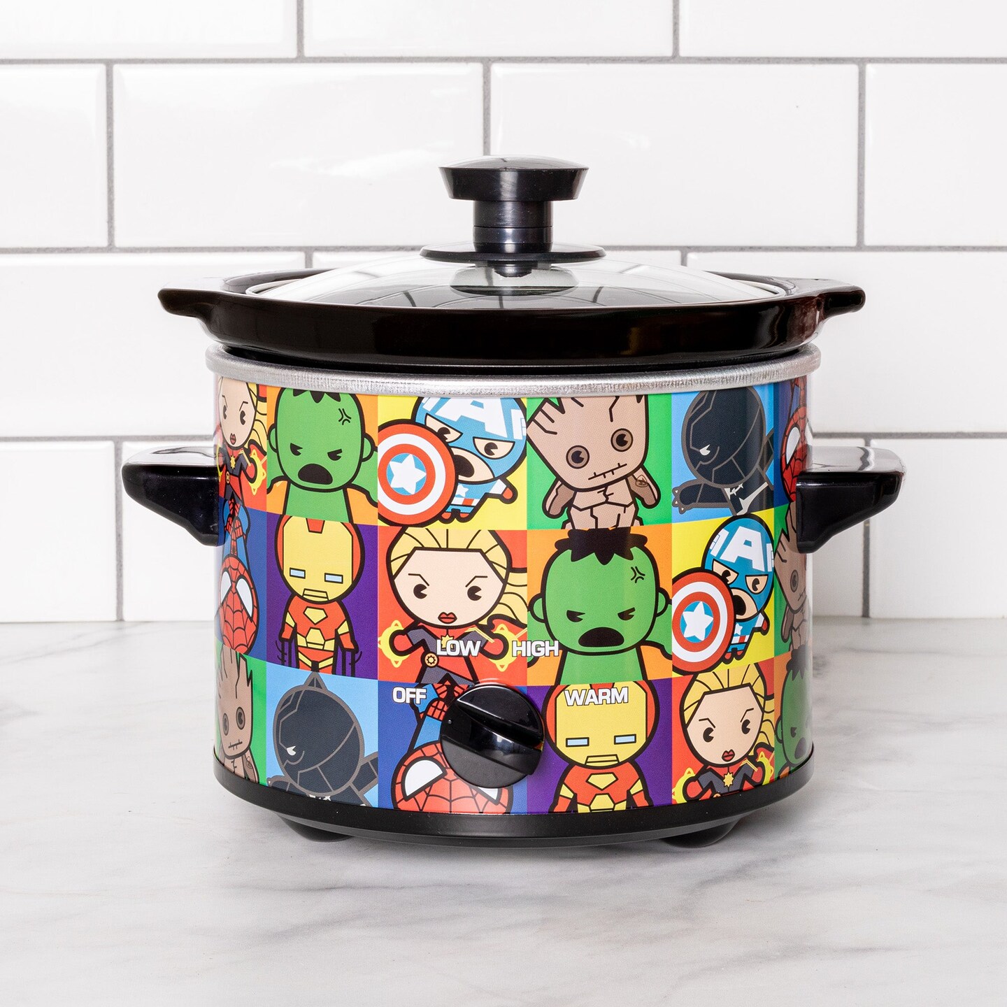 Uncanny Brands Marvel Avengers Kawaii 2 Quart Slow Cooker