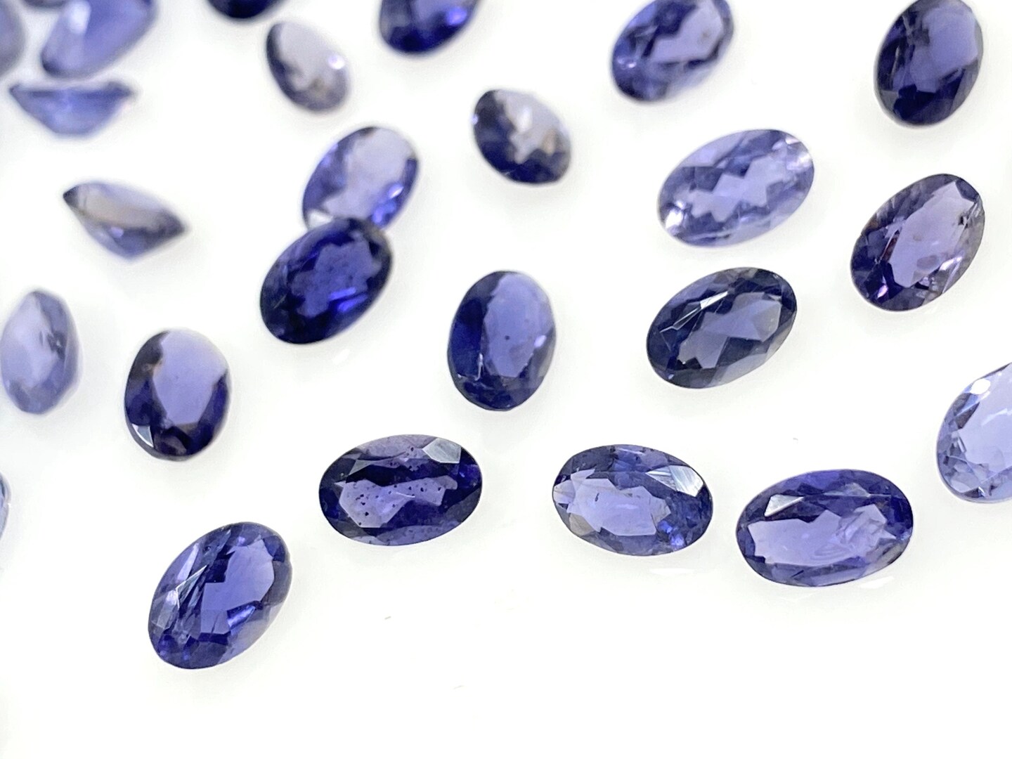Natural Iolite &#x26; Genuine Cut Stone, AAA Grade Faceted Oval Gemstones, Purple - 6x4mm - 10 Pieces