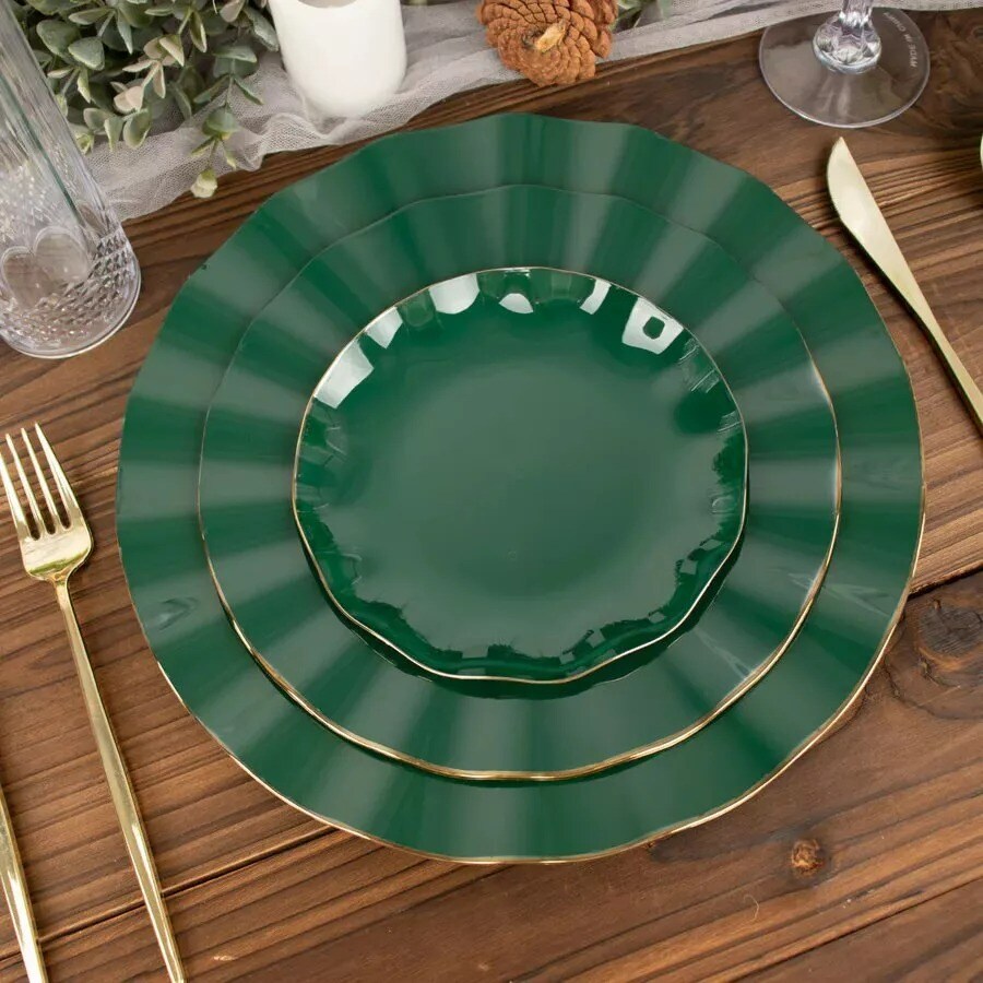 10 HUNTER GREEN 6" Round PLASTIC Salad Dinner PLATES Gold Wavy Rim