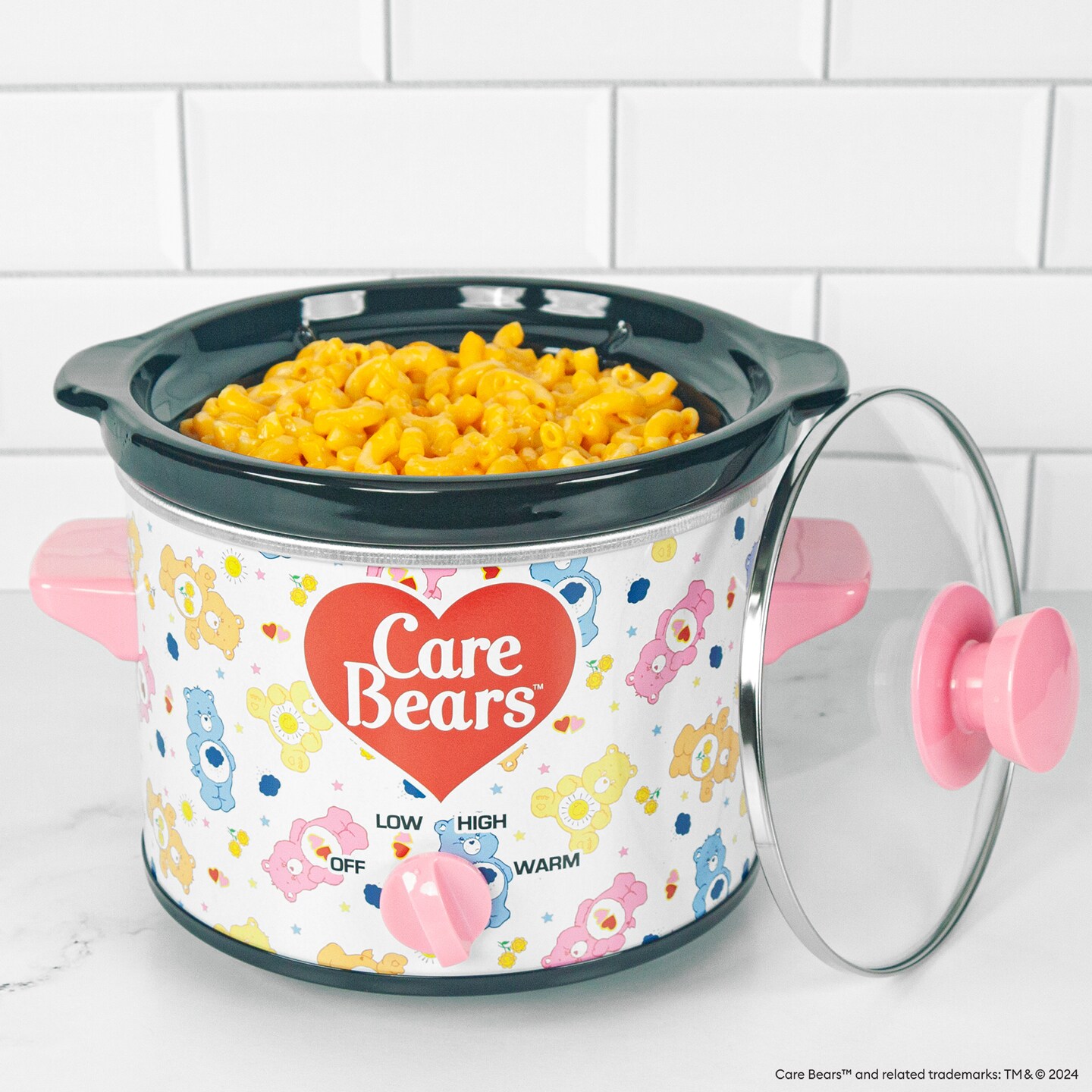 Uncanny Brands Care Bears 2-Qt Slow Cooker