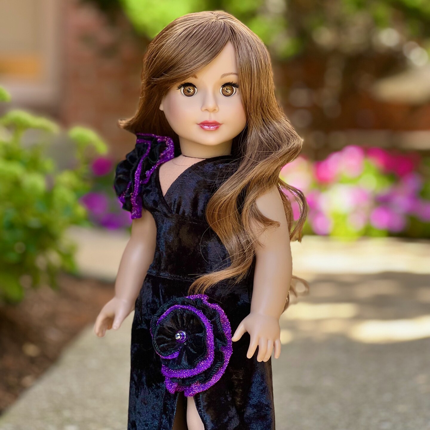 black dress purple heels Black Dress With Purple Heels