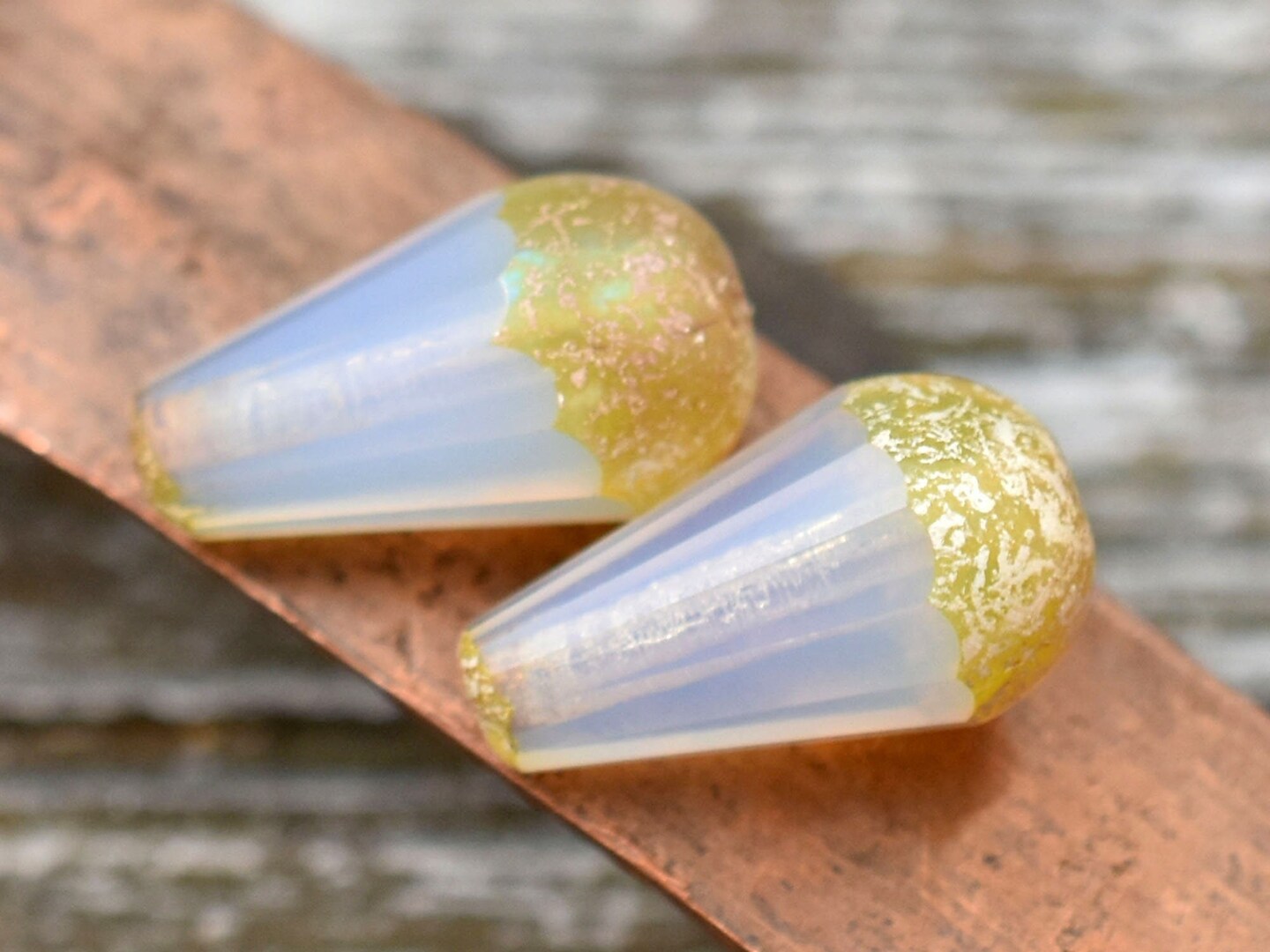 *4* 8x15mm Antique Silver Washed Milky Crystal Picasso Faceted Drop Beads