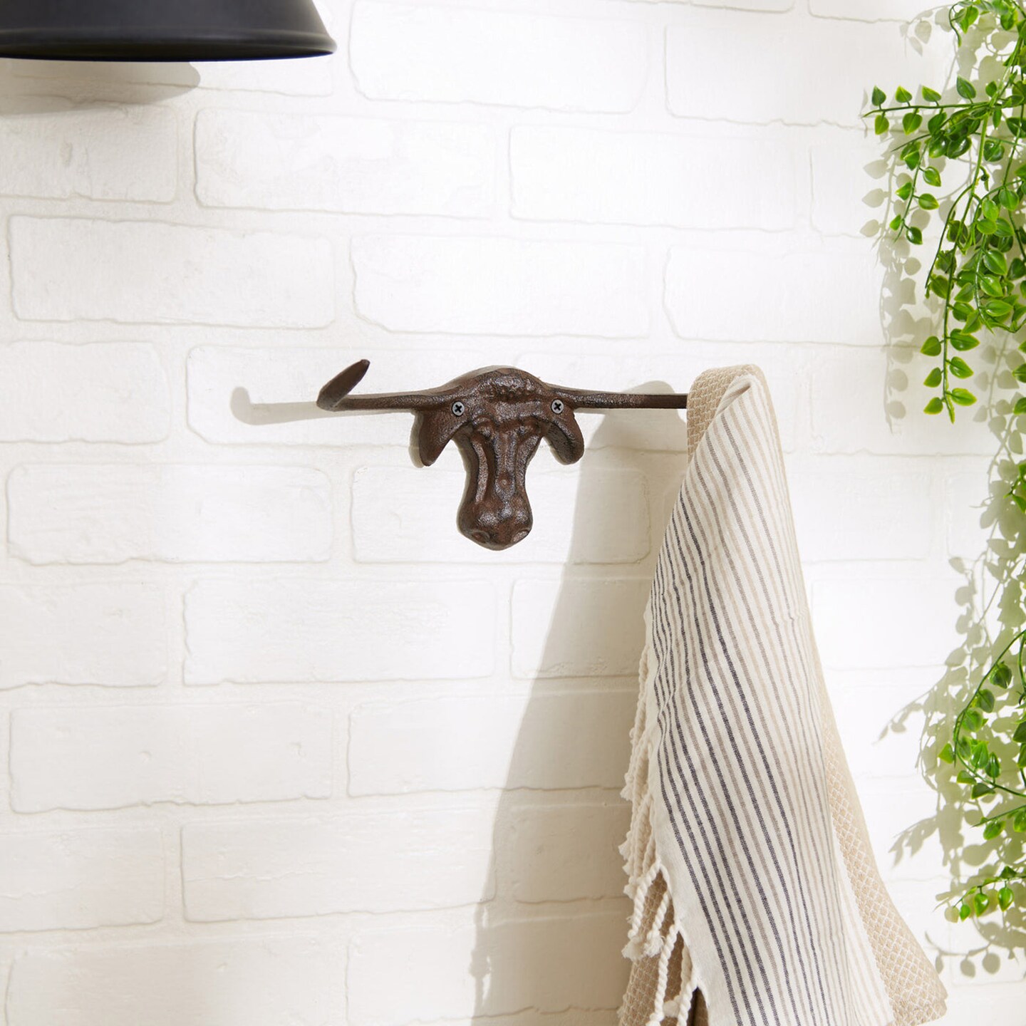 Accent Plus Home Decorative Cast Iron Longhorn Cattle Wall Hook