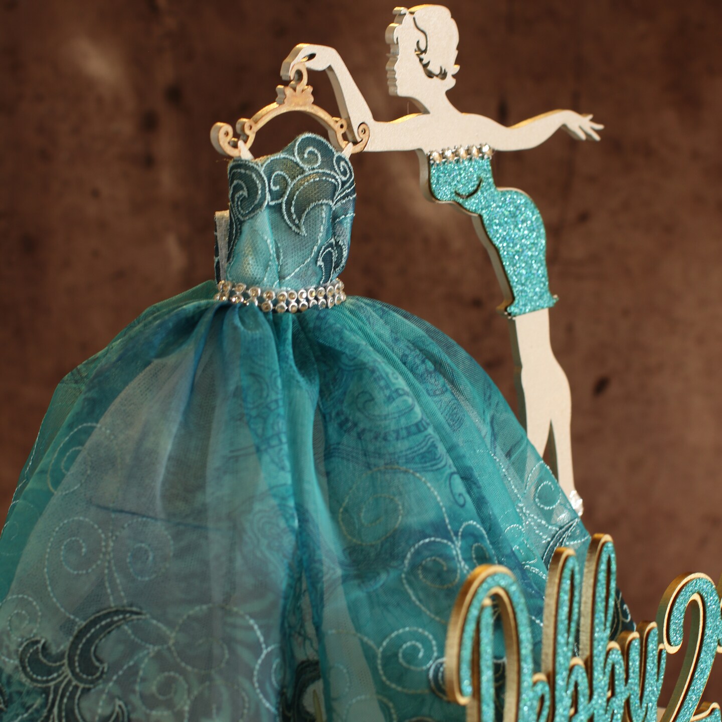 lady dimitrescu dress name Resident Evil Village - Lady Dimitrescu 1/4 Scale Statue main image 1