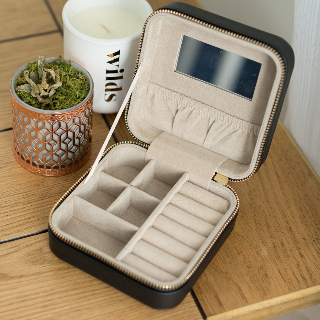 Mya Travel Jewelry Case