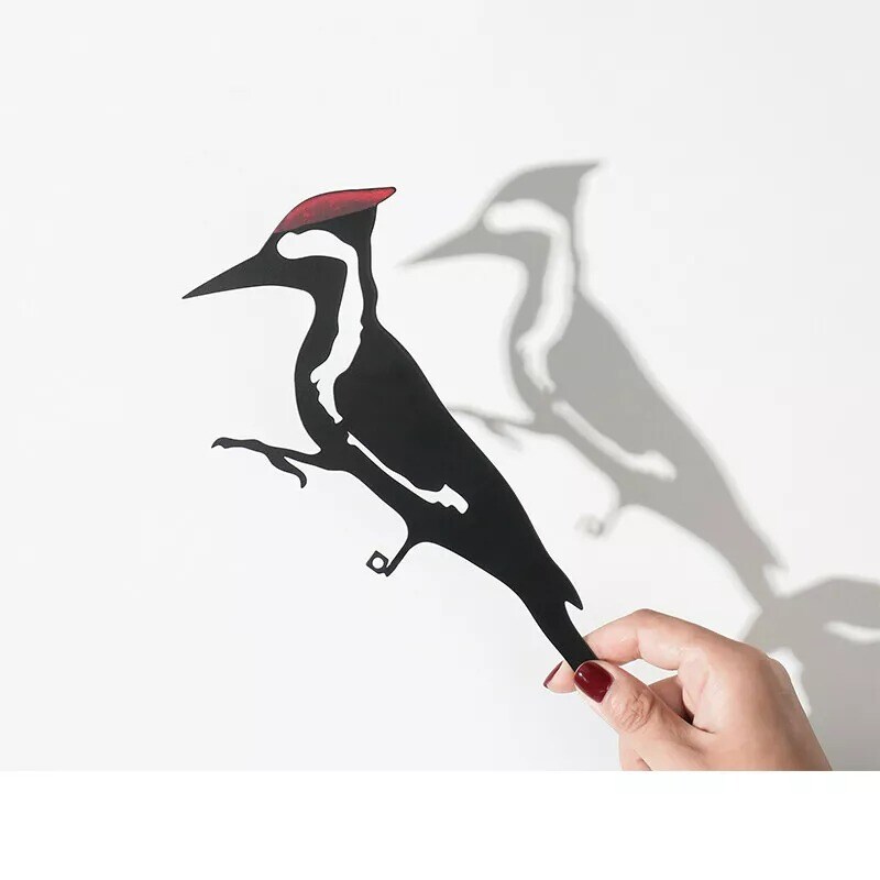 Outdoor Metal Woodpecker Garden Ornament Bird Statue for Patio Backyard Decor