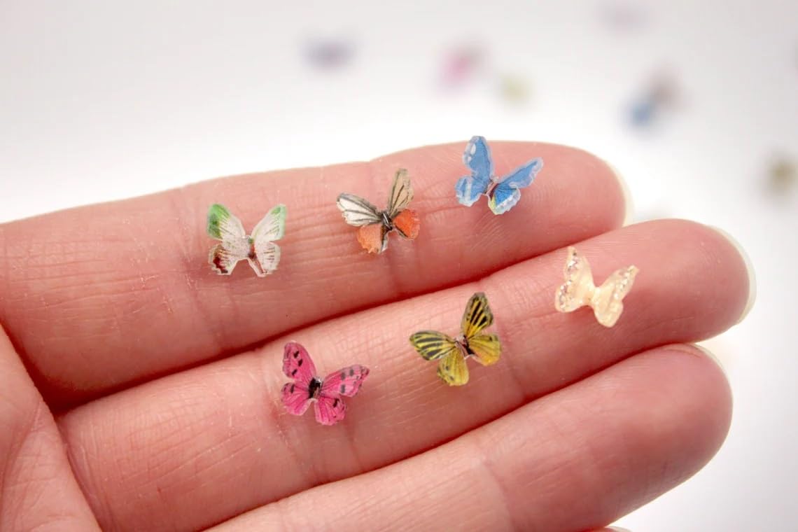 30 Pieces Micro Resin Butterflies, Dollhouse Miniature Tiny Butterflies, Terrarium Fairy Garden Dolls Toy, Mini Micro Landscaping Decoration