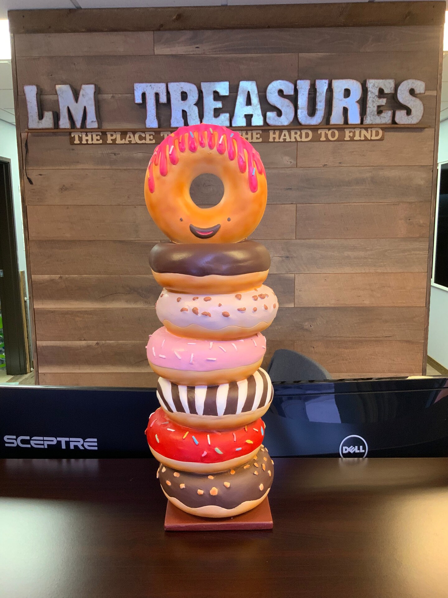 Small Stacked Donuts Table Top Statue