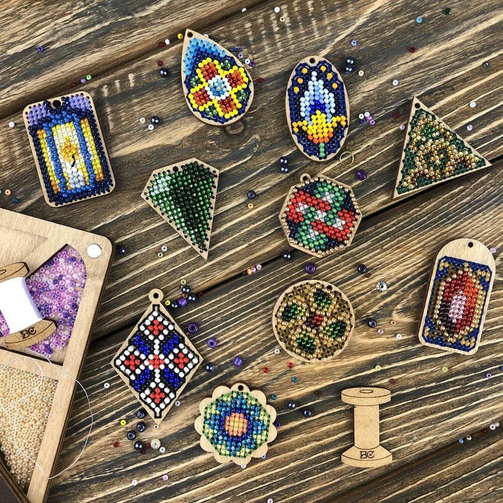 Set of blanks for embroidery on wood