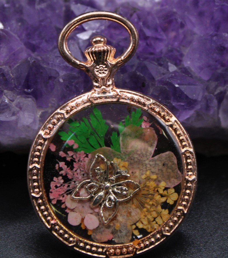 Handmade Resin and Real pressed flowers with butterfly charm 