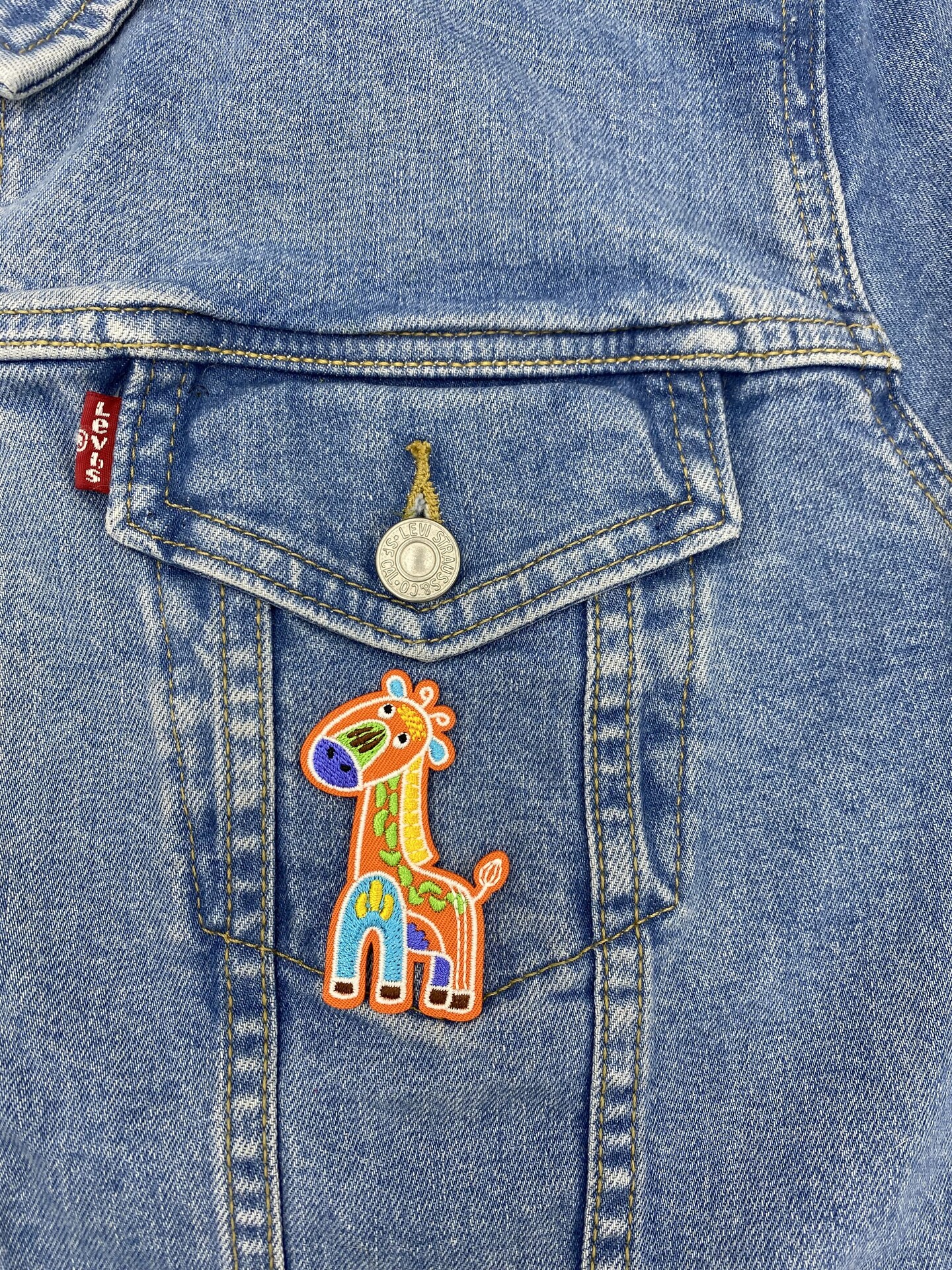 Giraffe, Folk Art, Embroidered, Iron-on Patch&#x2026;