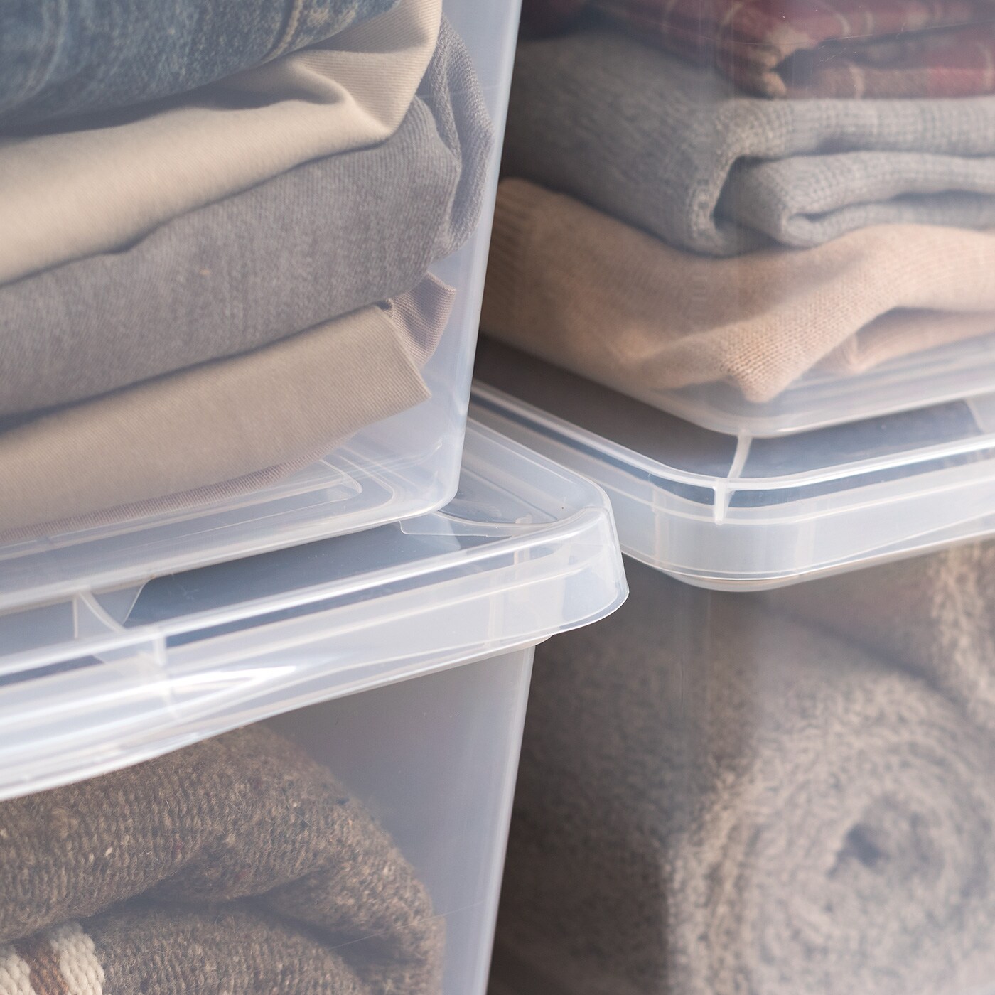 IRIS USA 17 Qt Clear Storage Box, BPA-Free Plastic Stackable Bin with Lid, Containers to Organize Shoes and Closet Shelves, Classroom Organization Teacher Tools, Game Storage, 12 Pack