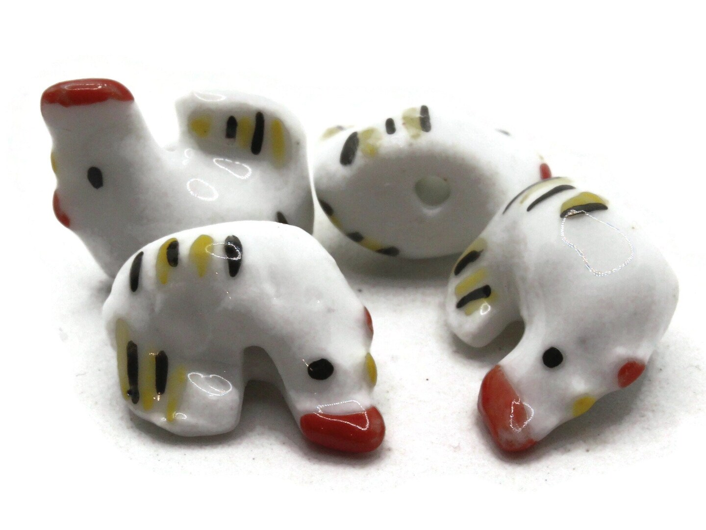 4 17mm White Porcelain Chicken Beads