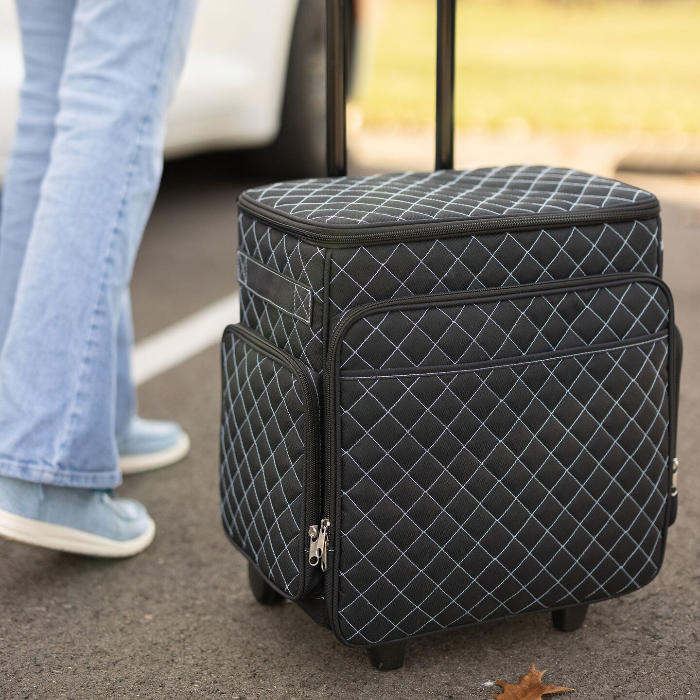 Rolling Scrapbook Case, Black &#x26; Blue Quilted