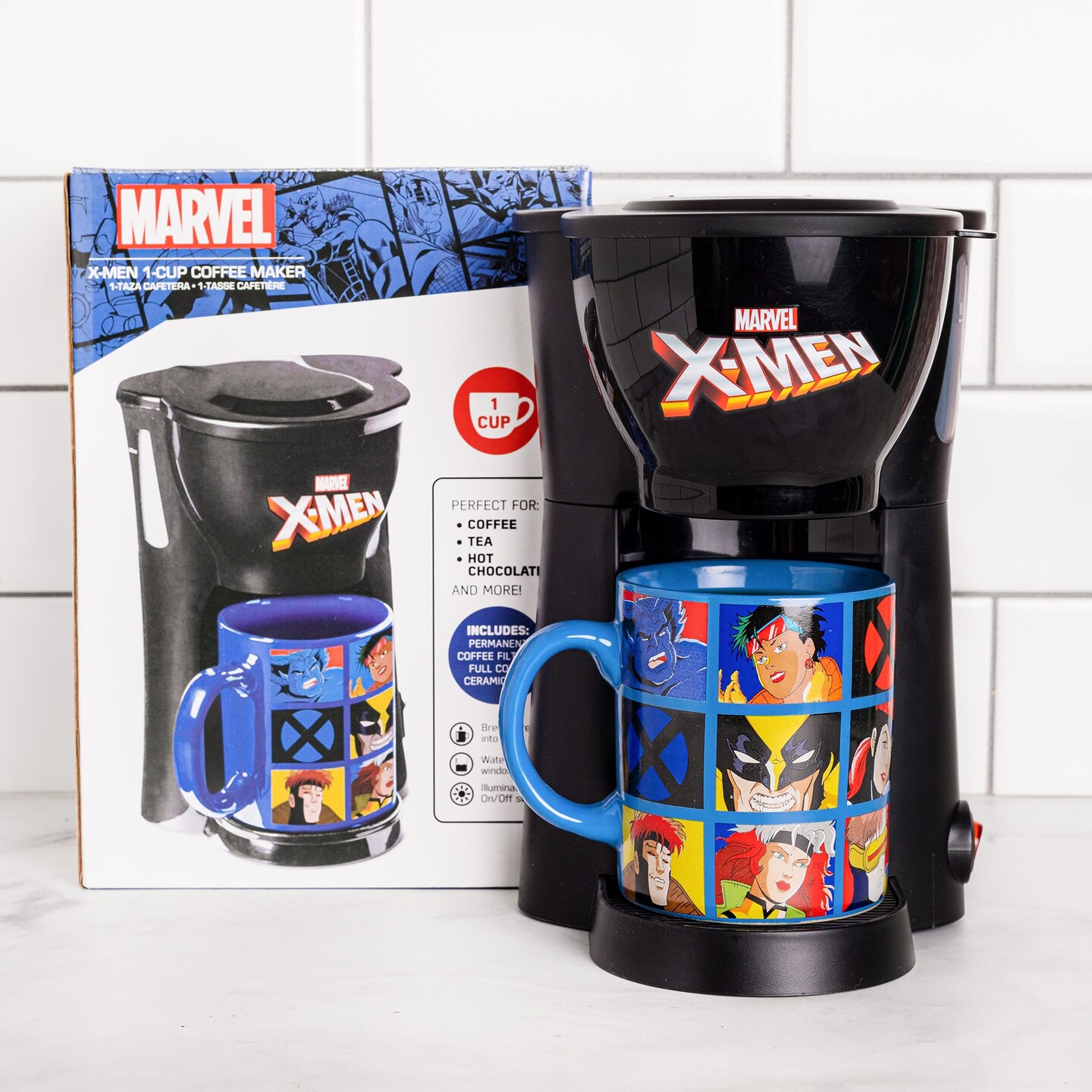 Uncanny Brands Marvel X-Men Single Cup Coffee Maker with Mug