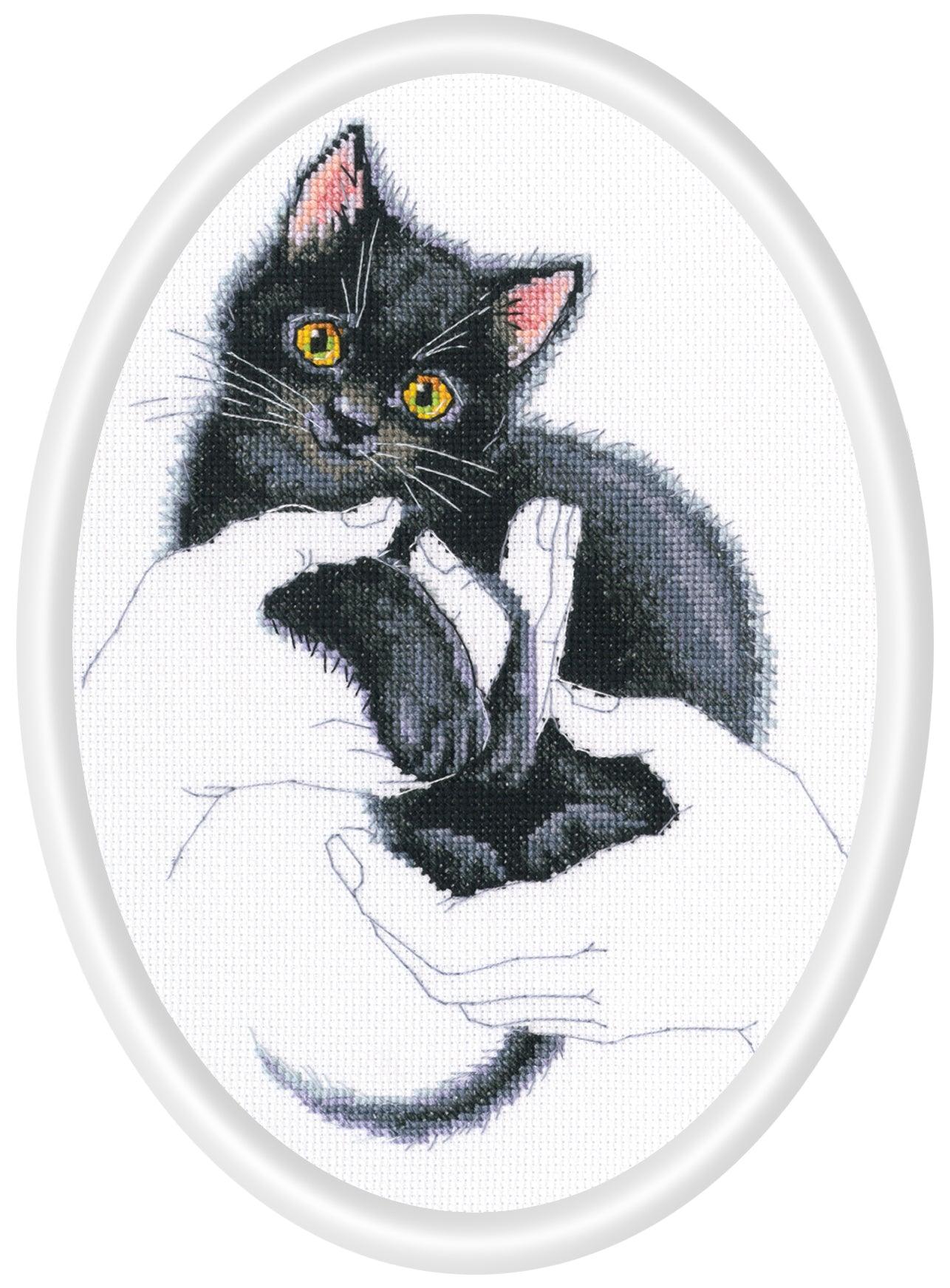 Warmth in palms M906 Counted Cross Stitch Kit