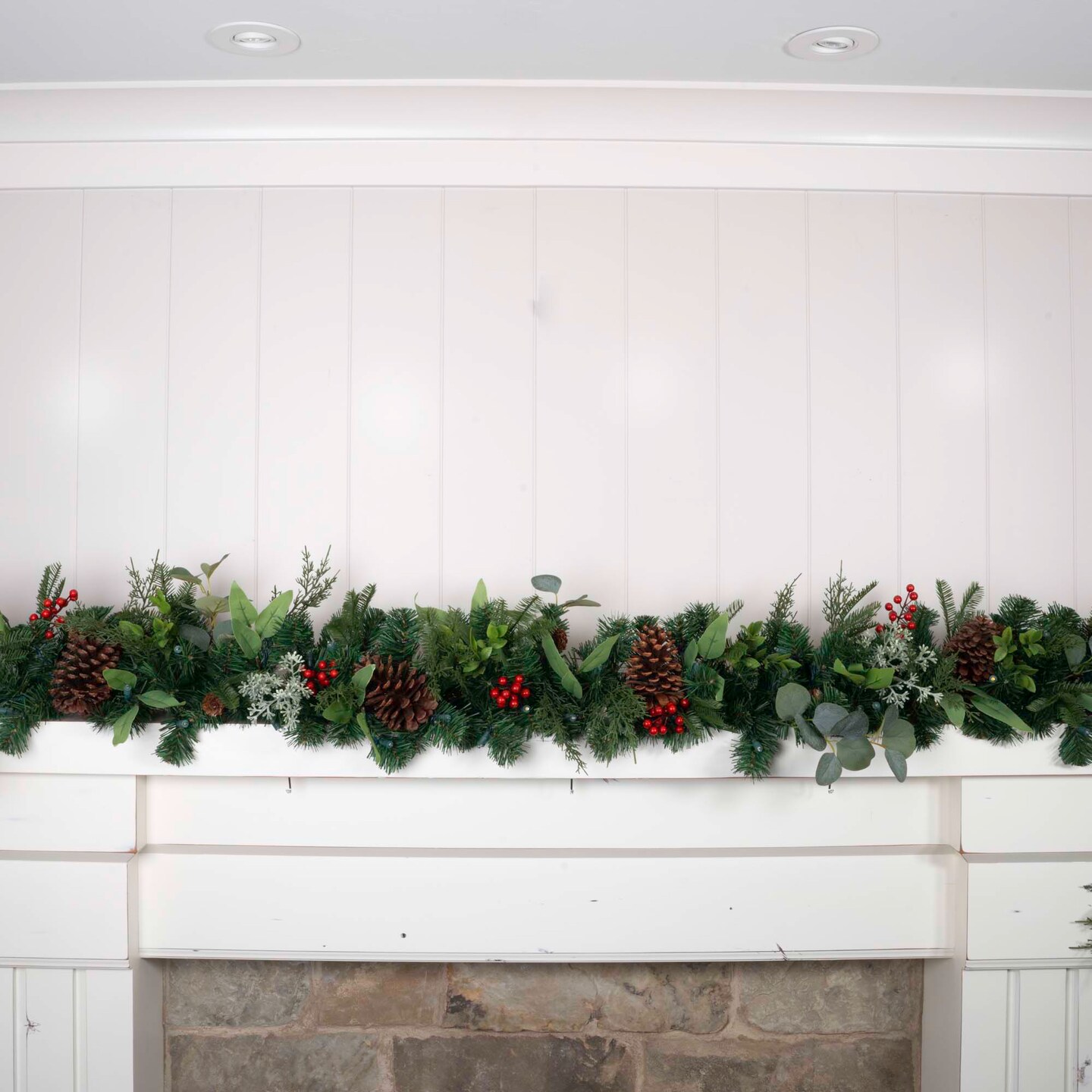 9 ft. Artificial Christmas Garland with Lights - Christmas Woods