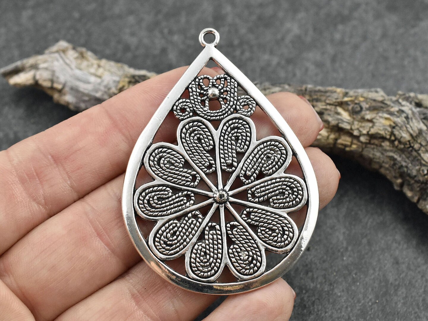 59x43mm Antique Silver Flower Teardrop Pendant