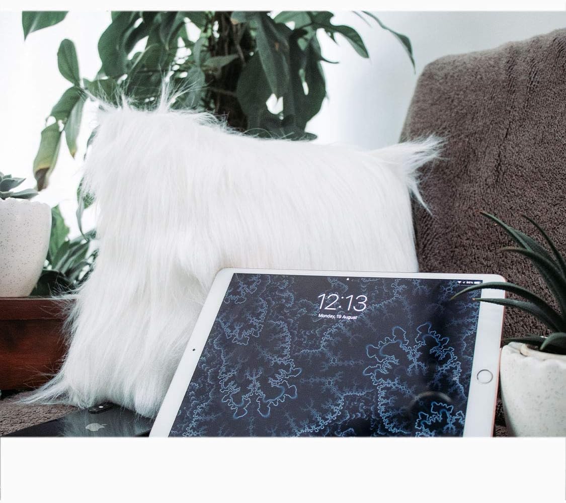 FabricLA Shaggy Faux Fur Fabric - 15" X 15" Inches Pre-Cut - Use Fake Fur Fabric for DIY, Craft Fur Decoration, Fashion Accessory, Hobby - Peach