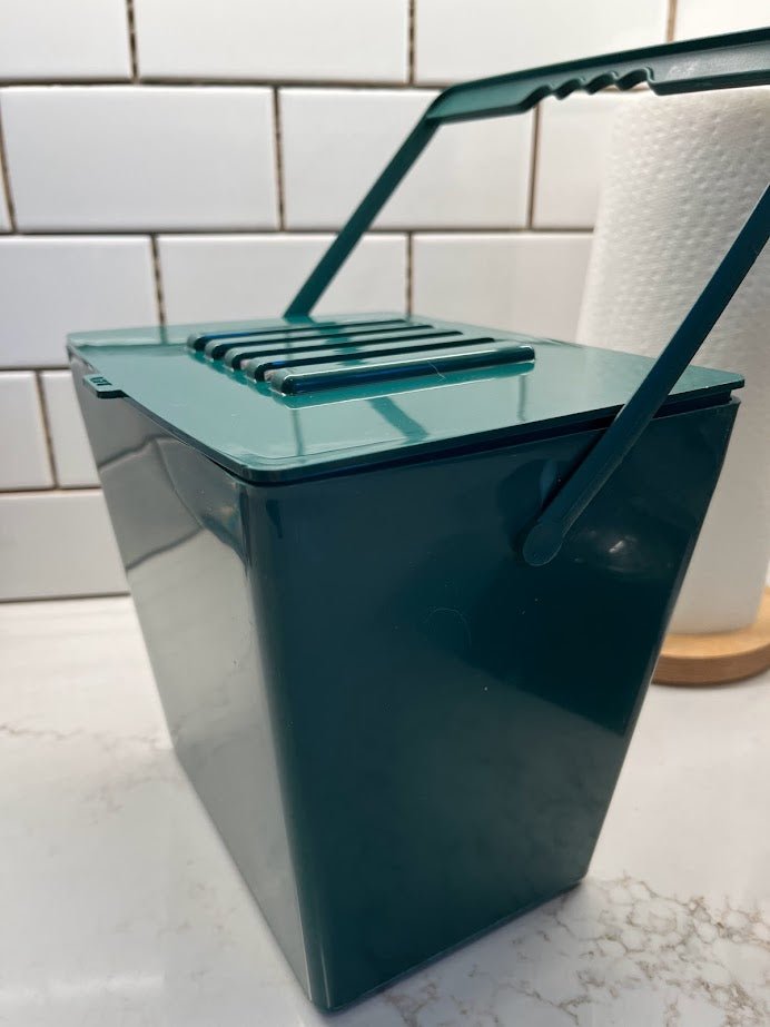 Kitchen Counter Compost Keeper - Green