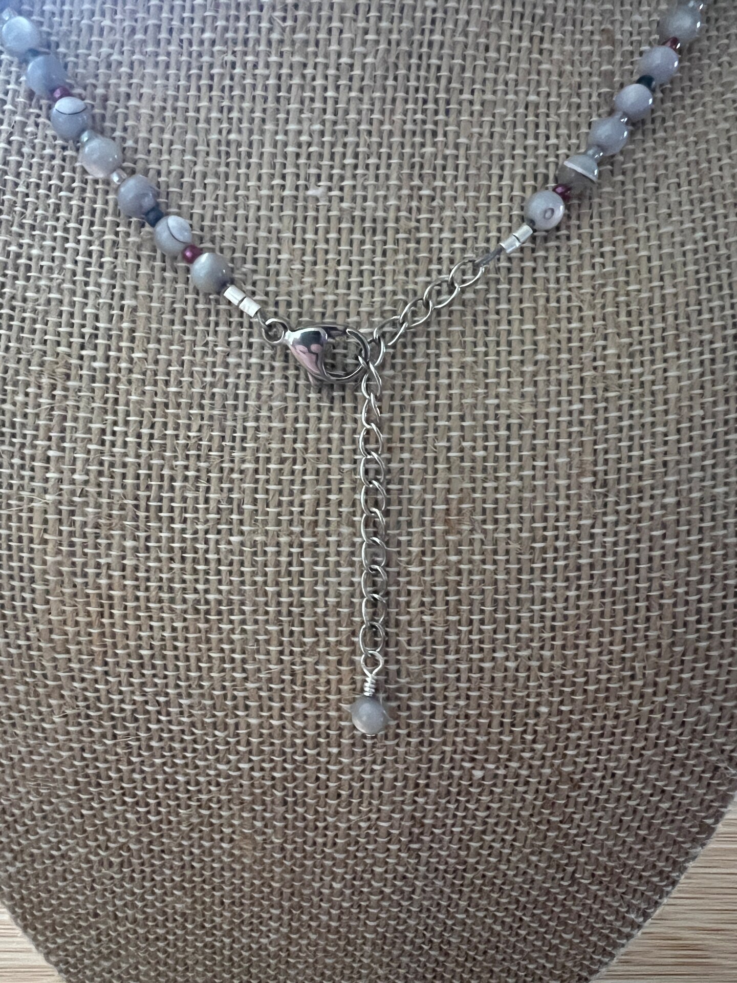 Pearl, hot quartz and garnet necklace