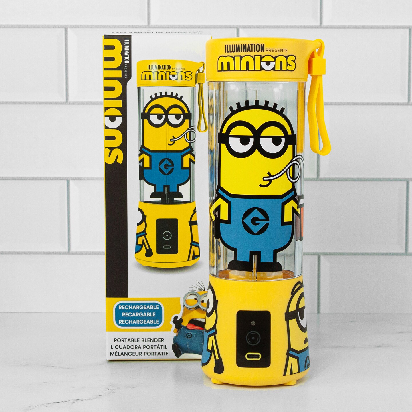 Uncanny Brands Minions USB-Rechargeable Portable Blender