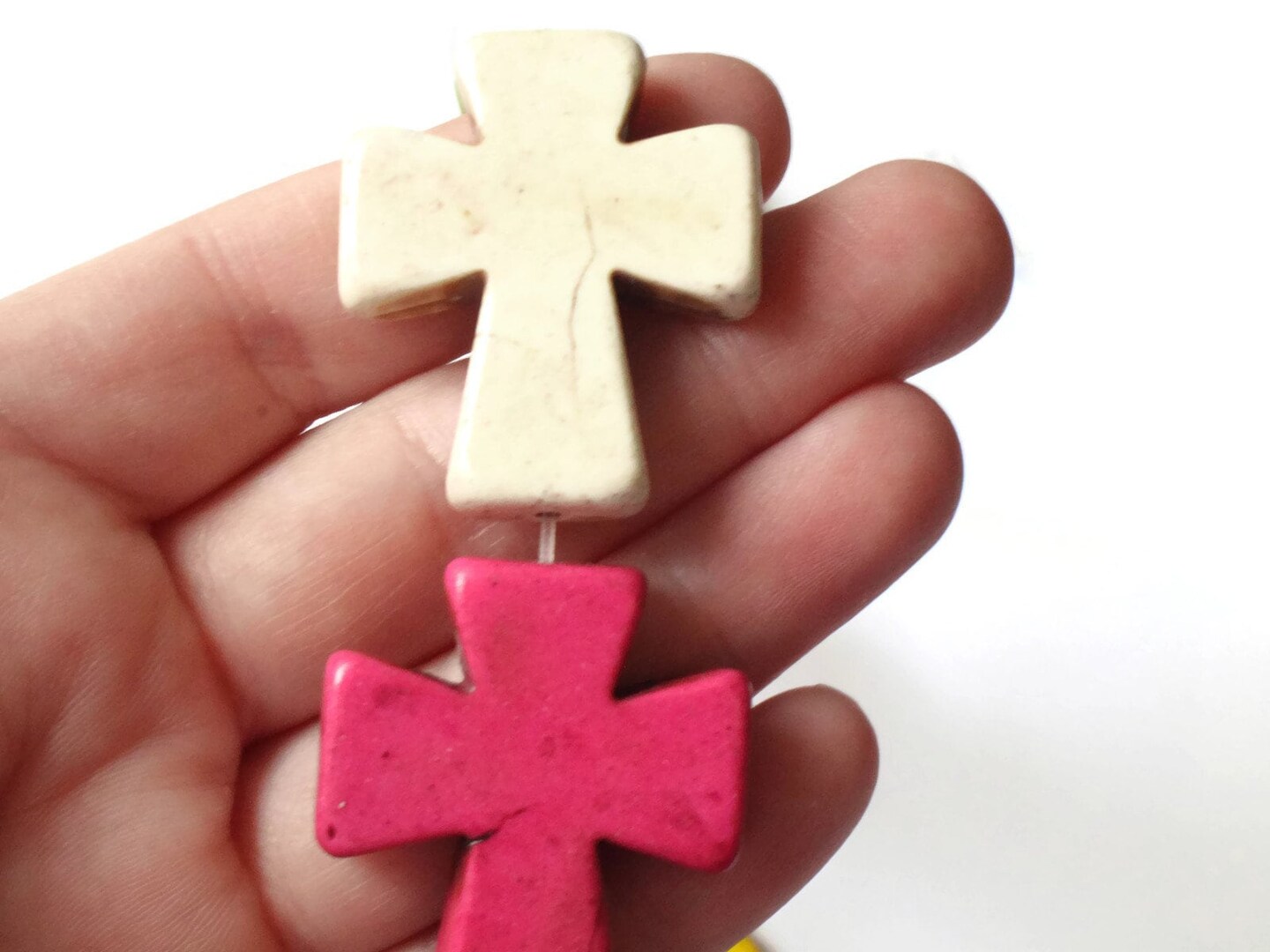 11 36mm Mixed Color Cross Dyed Synthetic Turquoise Beads