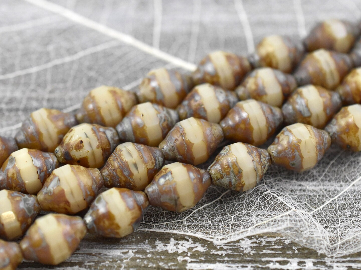 *20* 11x8mm Beige Picasso Turbine Beads