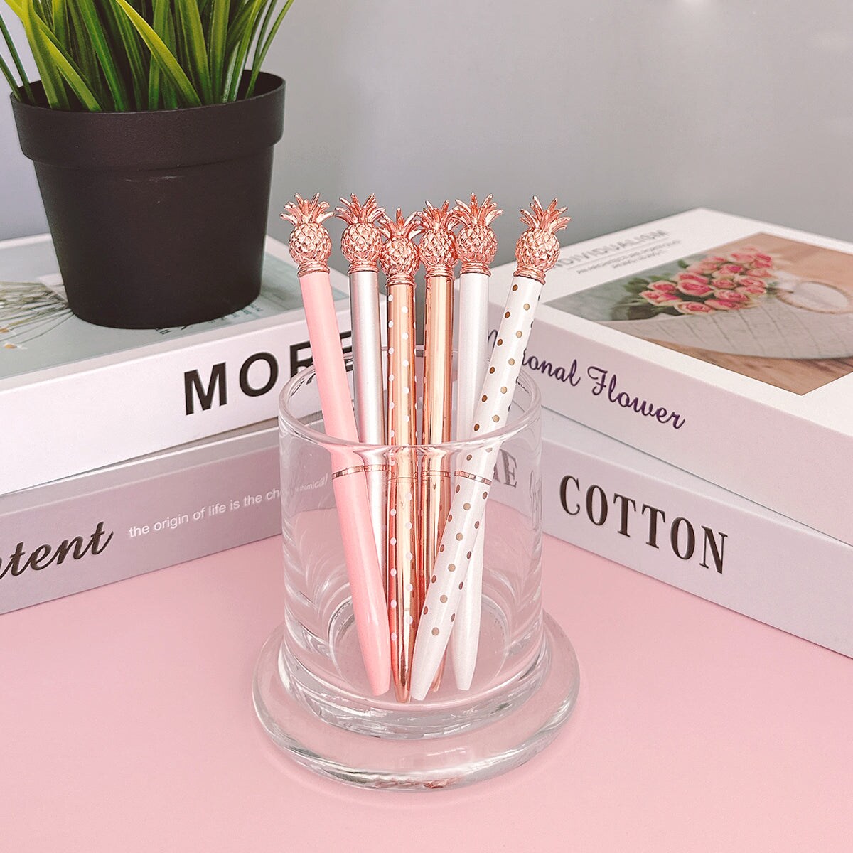 Wrapables Novelty Pineapple Ballpoint Pens, 1.0mm Medium Point Retractable Metal Pens with Refills (Set of 6 Pens + 6 Refills)