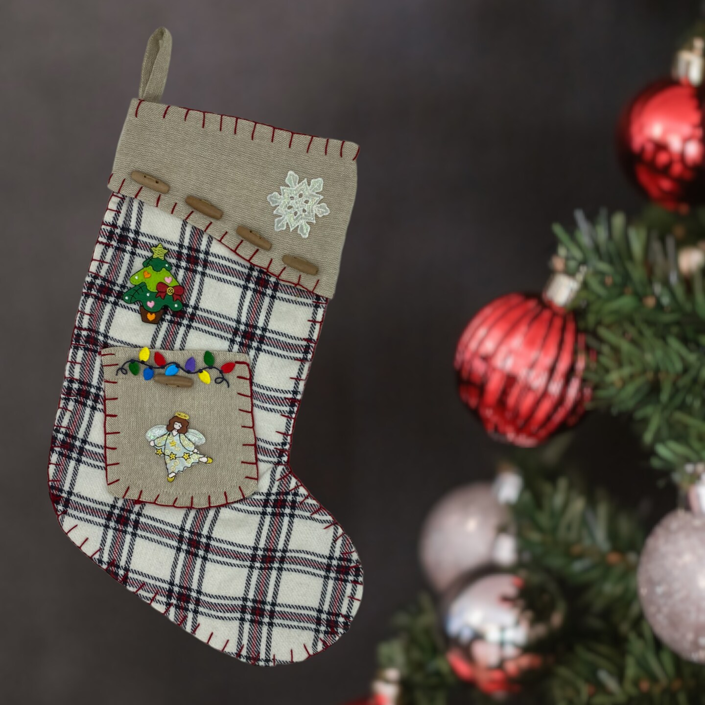 Patchwork Christmas Tree, Embroidered, Iron on Patch