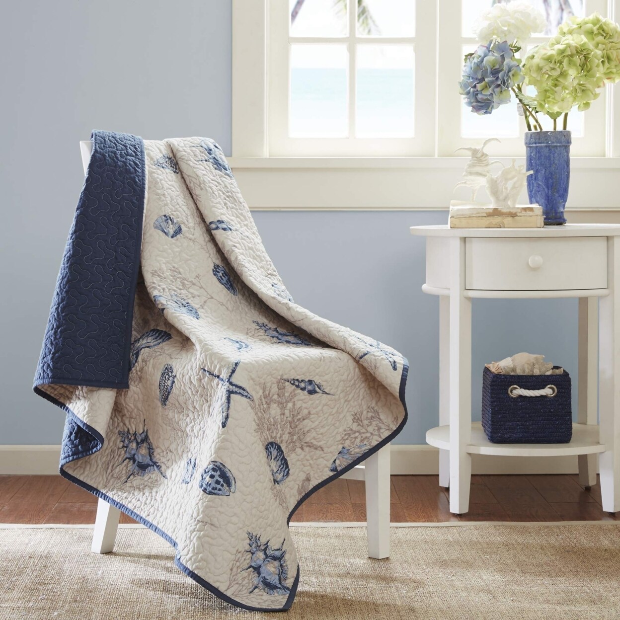 Madison Park   Bayside Luxury Oversized Quilted Throw Ivory Navy Blue 60x70   Coastal  Premium Soft Cozy Microfiber For