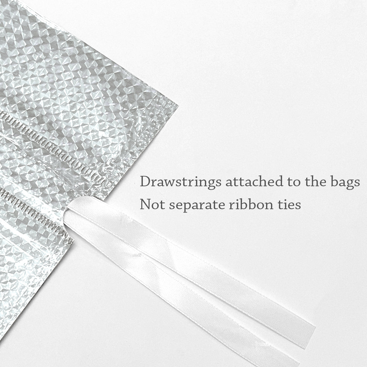 Wrapables Aluminum Foil Christmas Holiday Drawstring Gift Bags for Party Favors, Goodie Bag, Treats, Gift Wrap, Parties