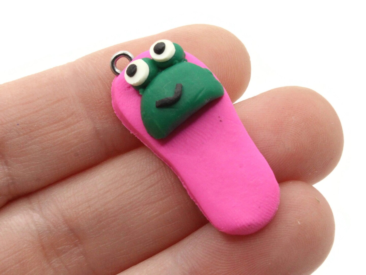 5 34mm Hot Pink And Green Frog Slipper Polymer Clay Miniature Charms