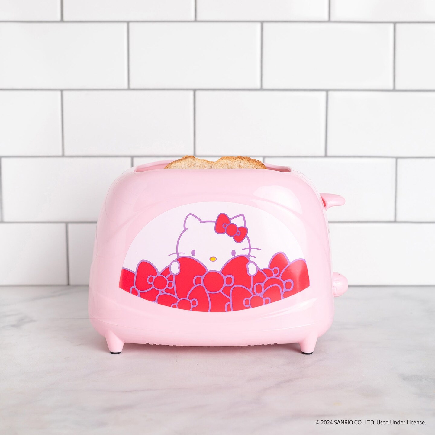 Uncanny Brands Hello Kitty Two-Slice Empire Toaster