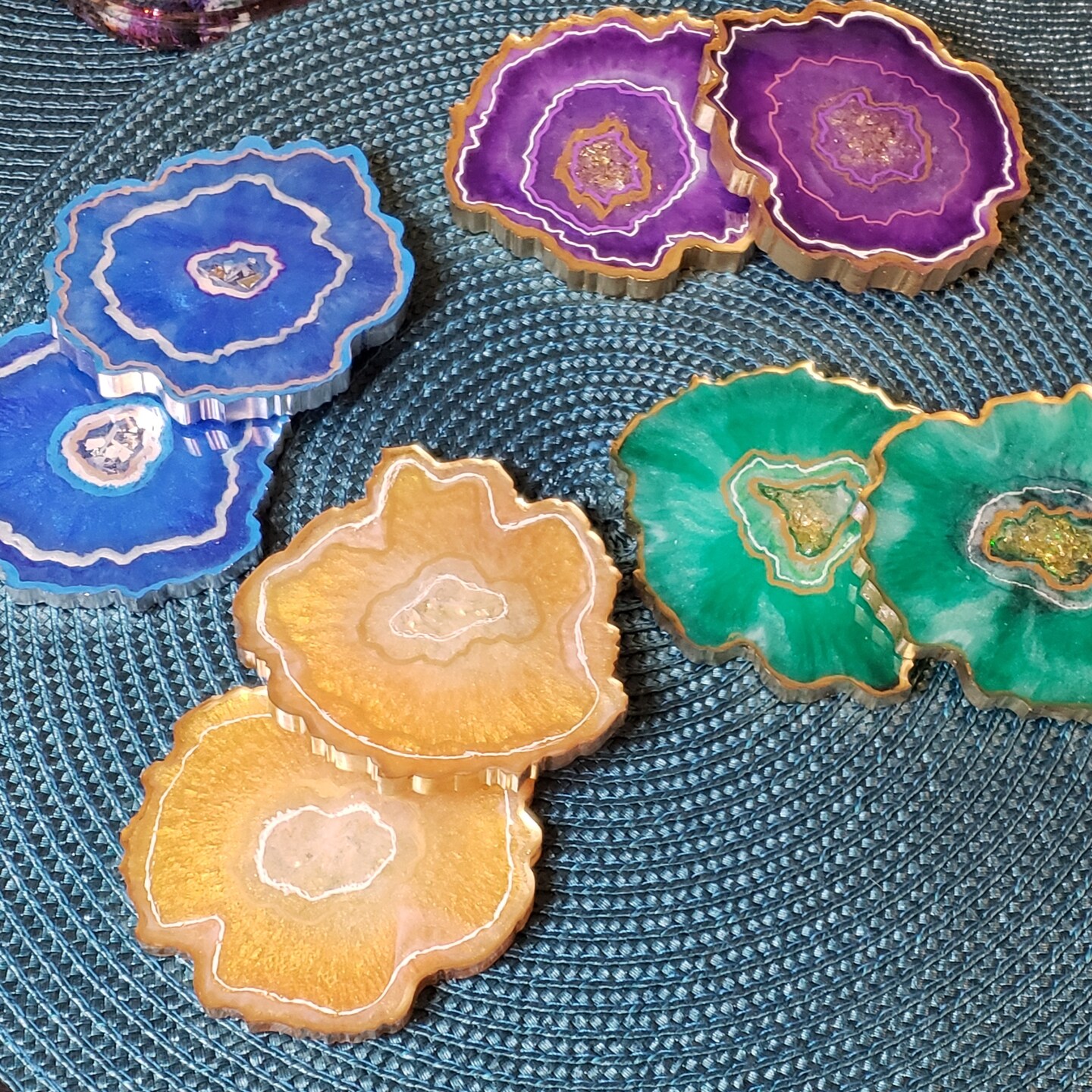 Make a geode inspired coaster using resin image 4