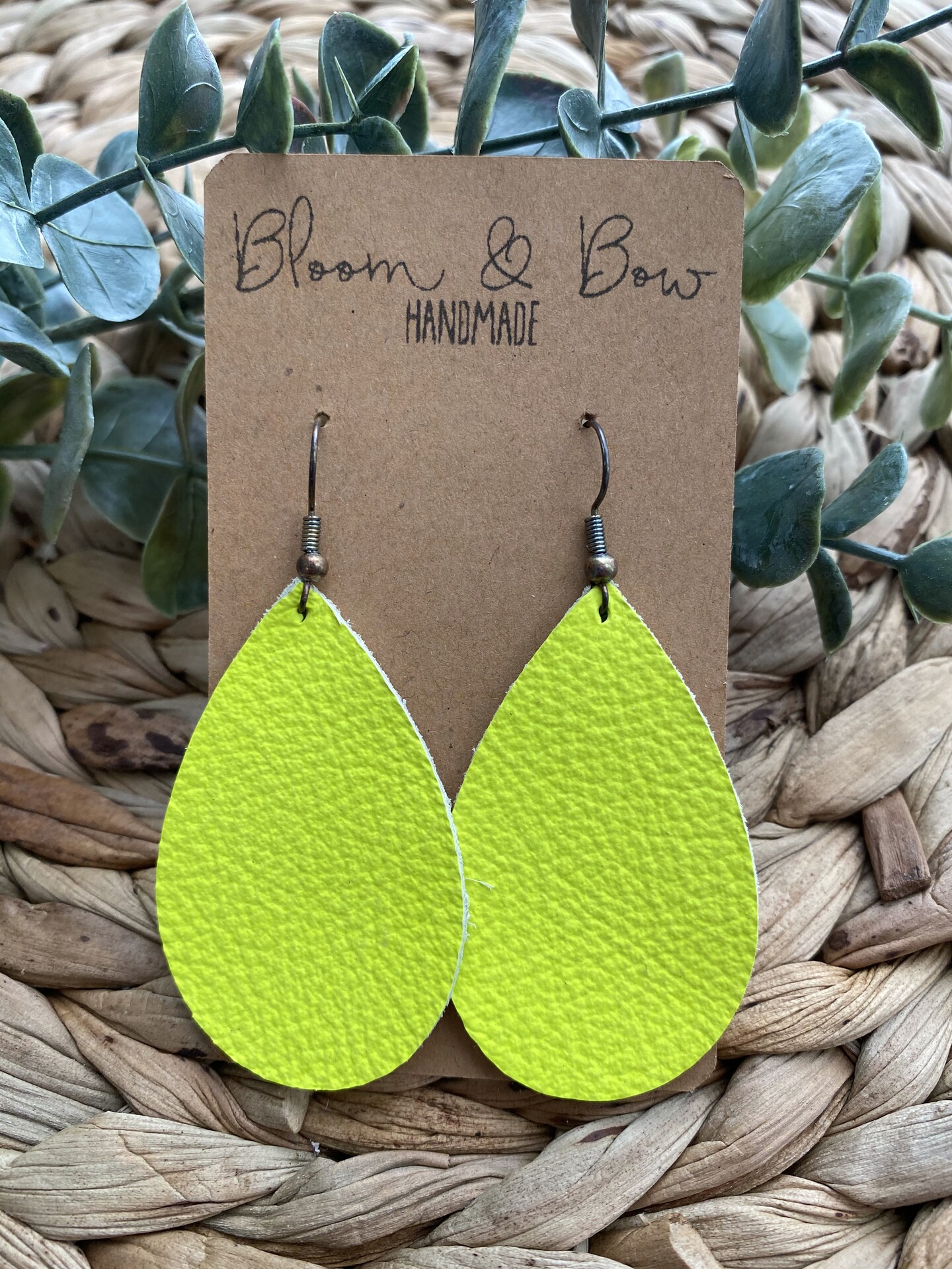 Brown Rough Leather and Chain Leaf Earrings – Krissy-Liss Kreations