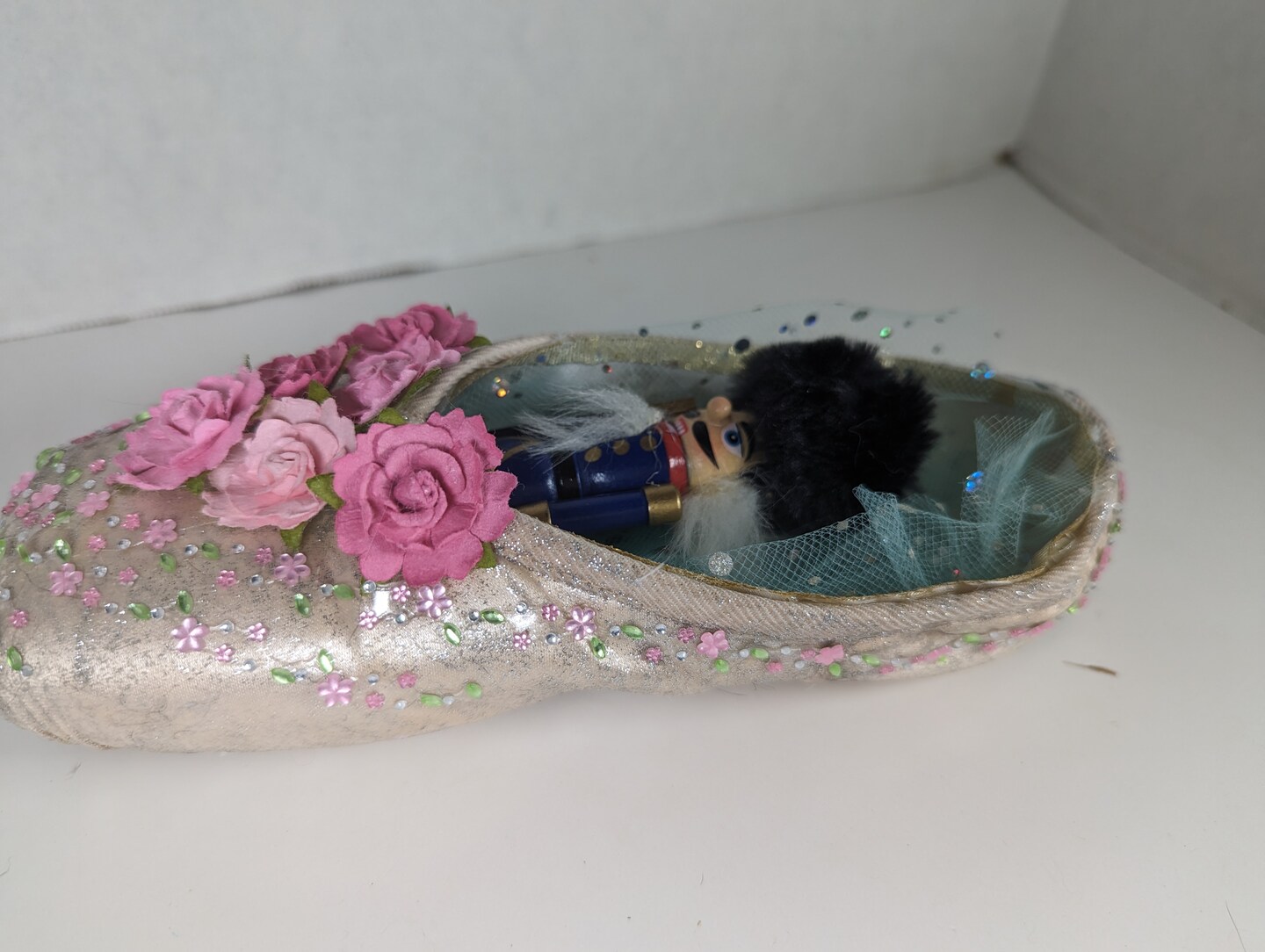 Doll Shoe (Decorated selling Pointe Shoe)