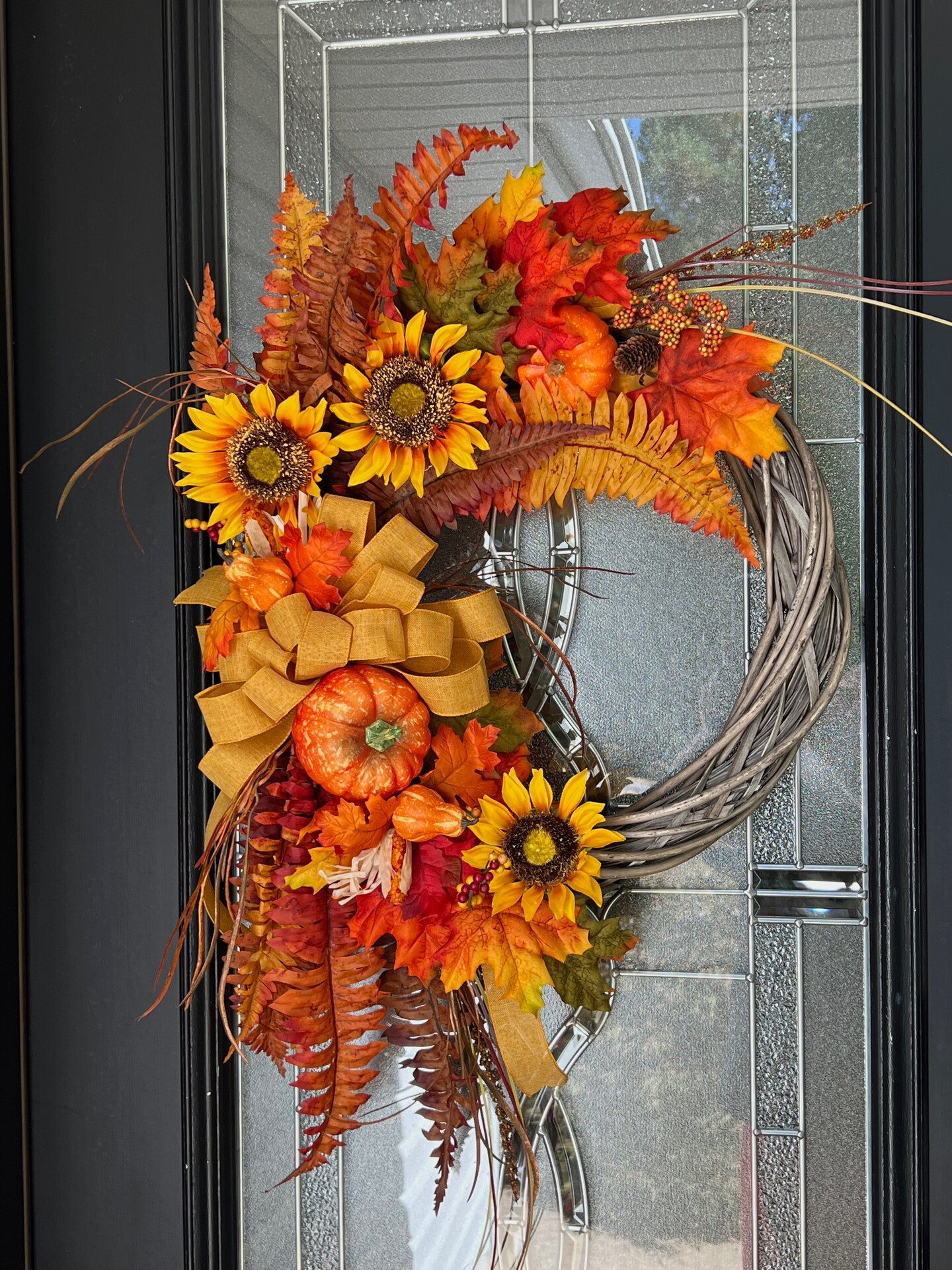 Sunflowers Everywhere, Grapevine Wreath, Fall Floral decor, Rustic Farm 2024 House