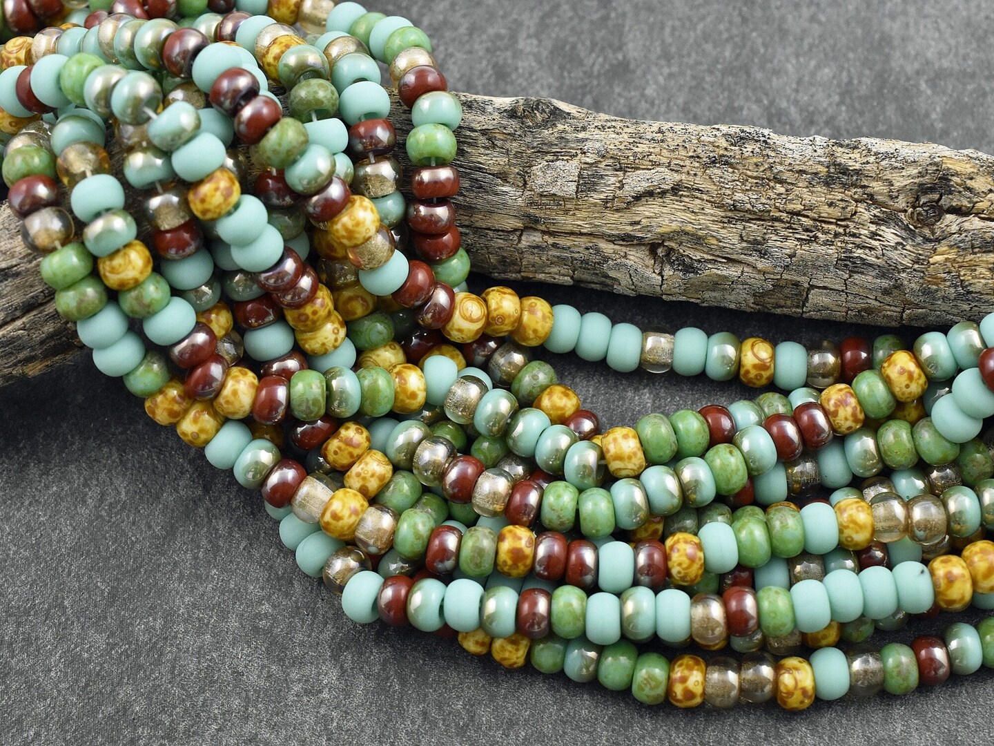 2/0 Aged Adelle Picasso Mix Seed Beads (21&#x22; Strand)