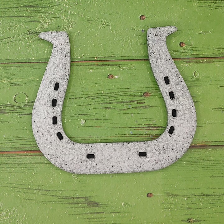 Scotch horseshoe silicone freshie mold