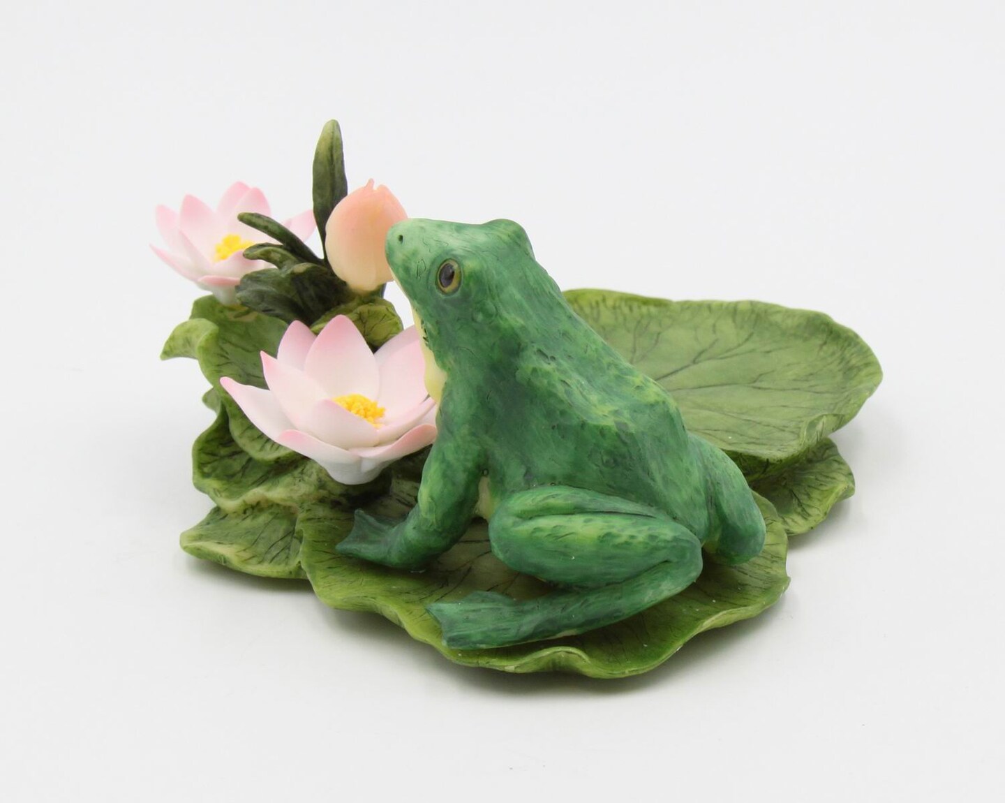 Ceramic Frog with Lotus Flowers Candle Holder, Home D&#xE9;cor, Gift for Her, Mom, Spring D&#xE9;cor, Cottagecore, Nature Lover Gift