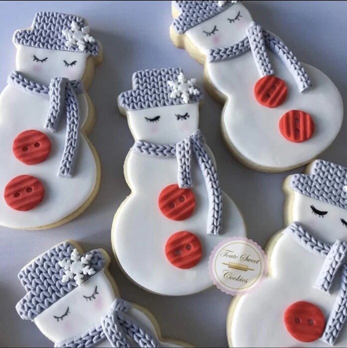 Ann Clark Full Tall Snowman with Hat Cookie Cutter, 4&#x22;