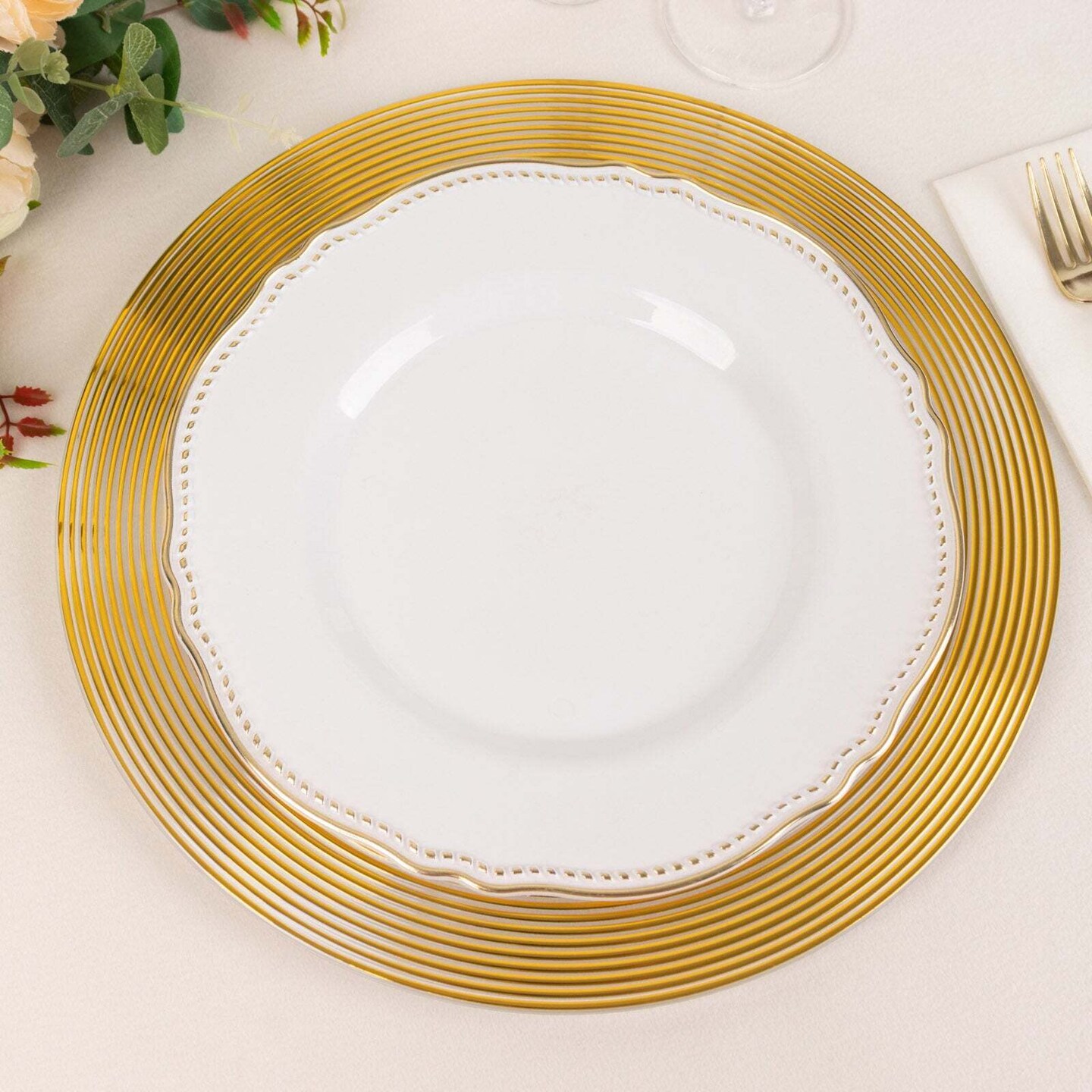 6 Clear 13&#x22; Round Plastic CHARGER PLATES Gold Lined Trim Party Events Tableware