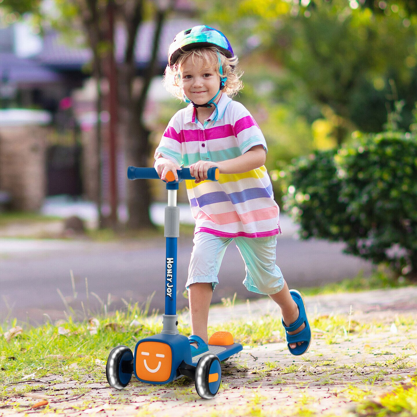 3 Adjustable Heights Foldable Kids Toy Scooter with LED Flashing Wheels Horn and 4 Emoji Covers