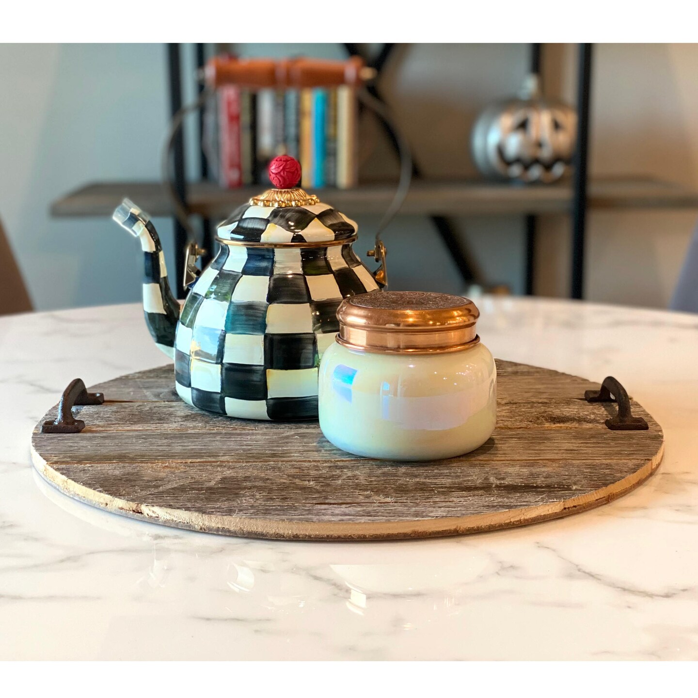 Rustic Farmhouse Reclaimed 18&#x22; Round Wooden Decorative Serving Tray