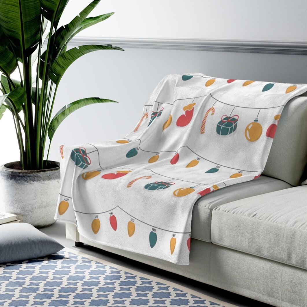 Onetify Christmas Lights Plush Blanket Throw