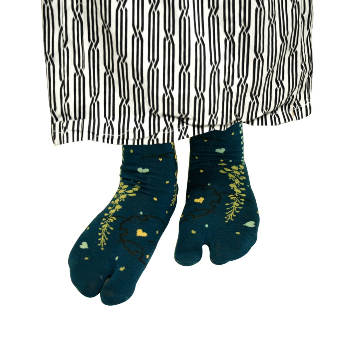 Wrapables Tabi Flip-Flop Socks (Set of 3), Romantic Floral, Pink Black, Blue