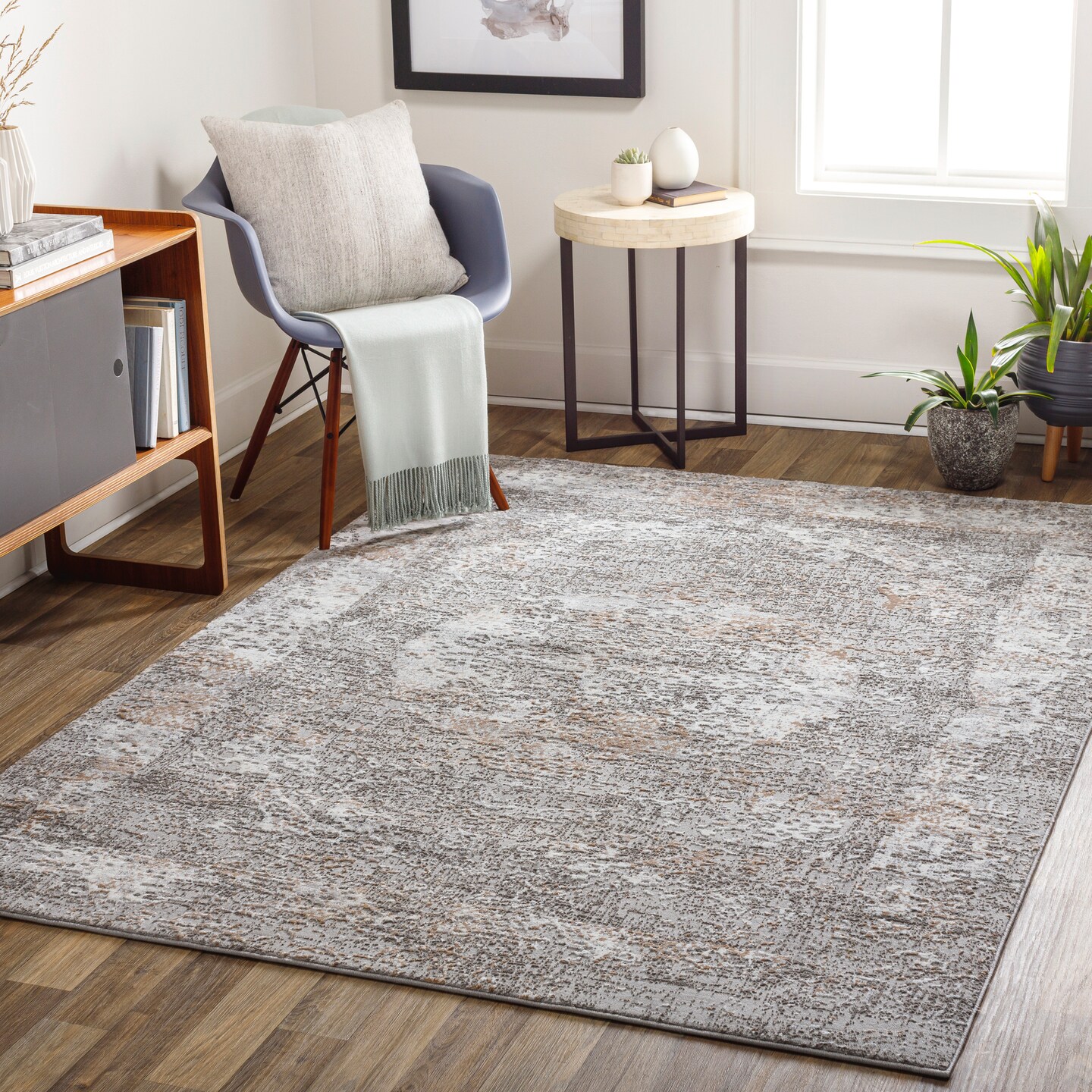 Tiwari Home 7.75' x 10' Gray and Brown Distressed Traditional Rectangular Area Throw Rug